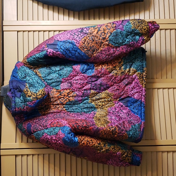 Farm Rio Puffer - Picture 6 of 6